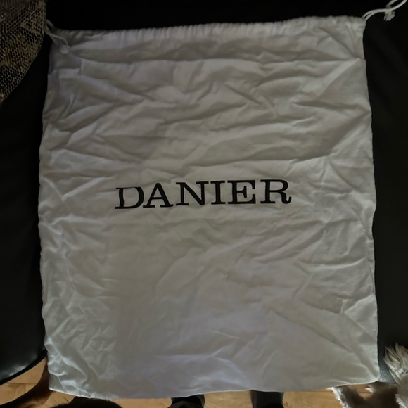 Danier Leather Embossed Snake Purse. - Picture 5 of 8